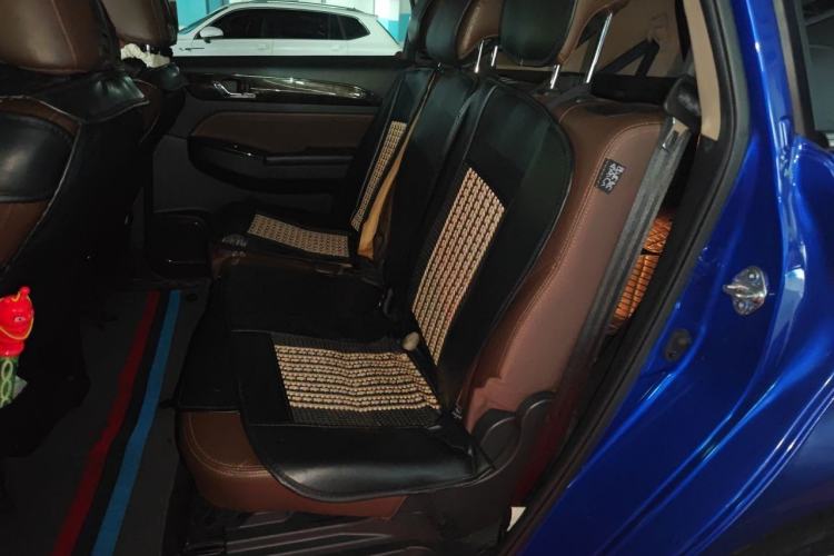 Used Lifan Auto Xuanlang 2017 2.0L CVT Comfort Edition Left Rear Seat