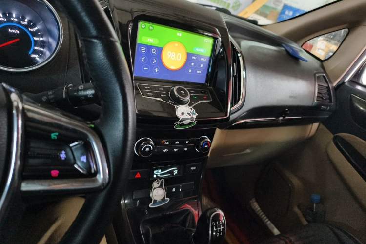 Used Lifan Auto Xuanlang 2017 1.8L Manual Comfort Model Audio And AC Panel