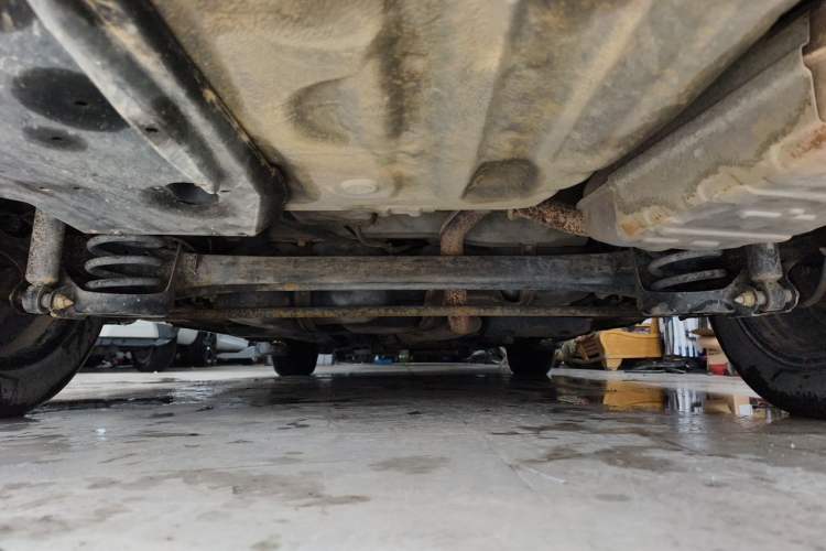 Used Lifan Auto Xuanlang 2017 1.8L Manual Comfort Model Chassis Rear