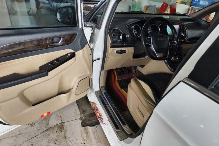 Used Lifan Auto Xuanlang 2017 1.8L Manual Comfort Model Driver Seat