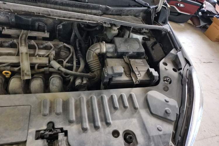 Used Lifan Auto Xuanlang 2017 1.8L Manual Comfort Model Engine Bay Left
