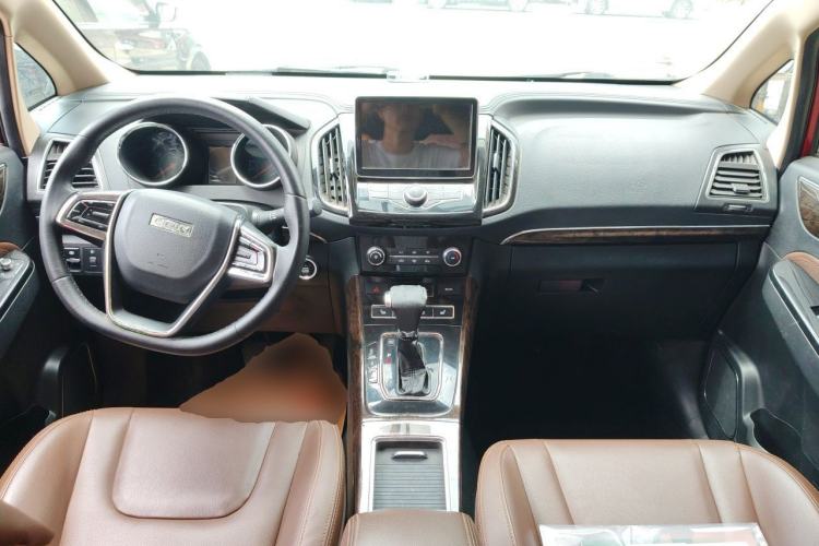 Used Lifan Auto Xuanlang 2017 2.0L CVT Luxury Model Center Console