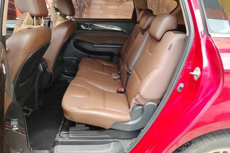 Used Lifan Auto Xuanlang 2017 2.0L CVT Luxury Model Left Rear Seat
