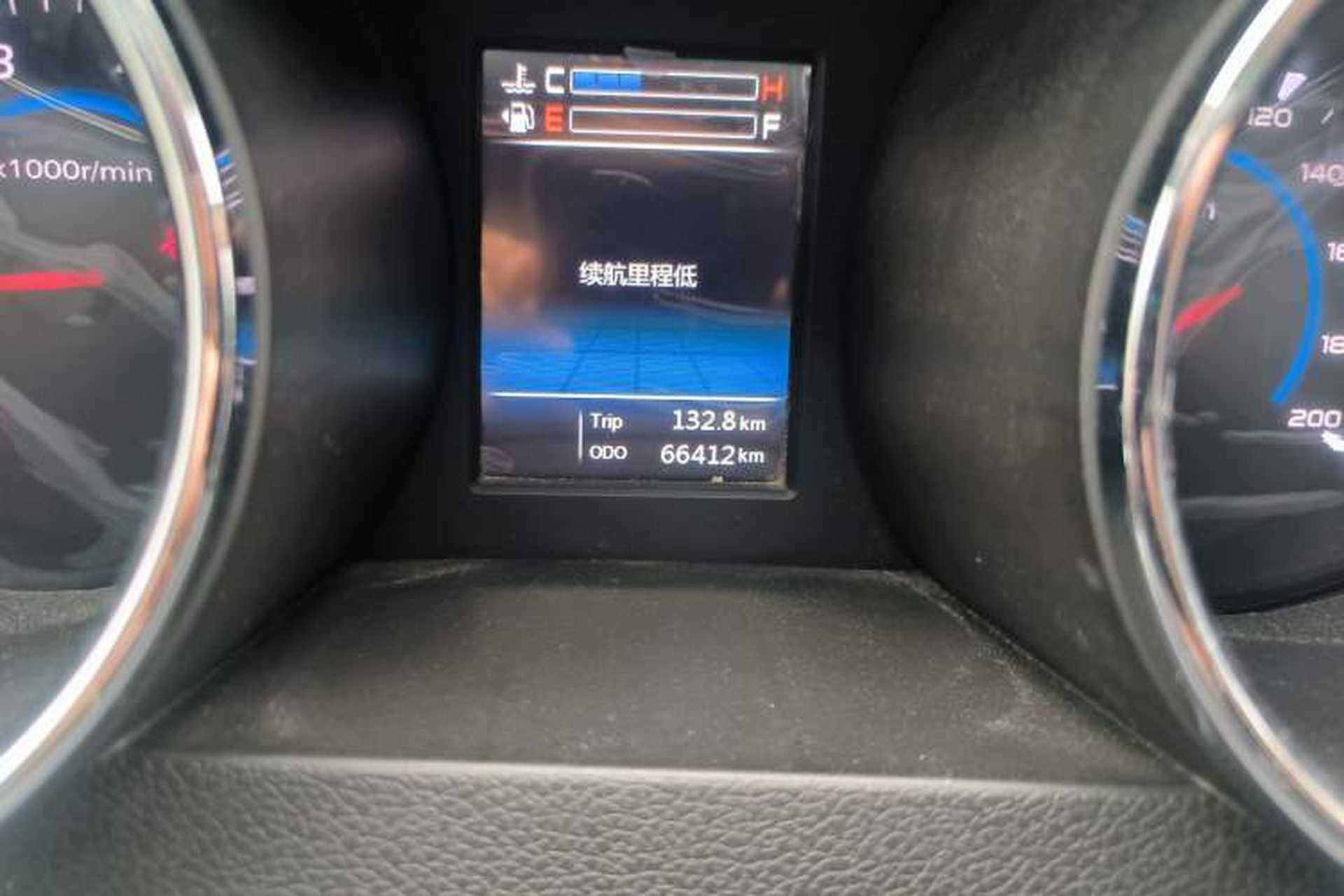 Used Lifan Auto Xuanlang 2017 1.8L Manual Elite Model Odometer Close Up
