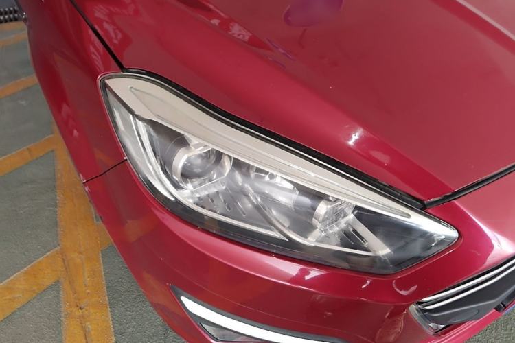 Used Lifan Auto Xuanlang 2017 1.8L Manual Comfort Model Right Front Headlight