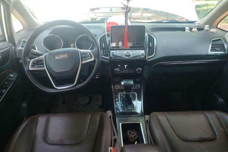 Used Lifan Auto Xuanlang 2017 2.0L CVT Comfort Edition Center Console