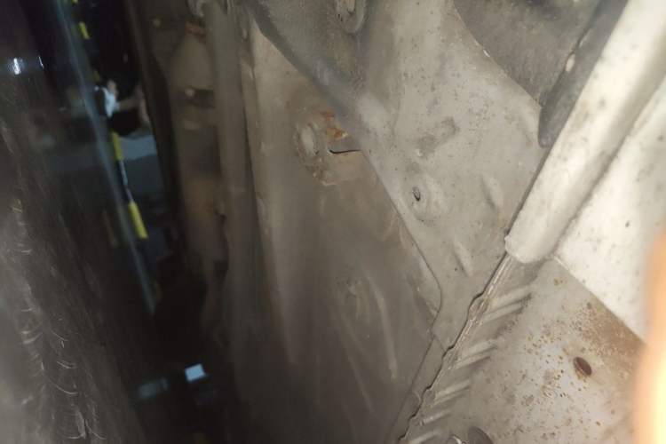 Used Lifan Auto Xuanlang 2017 1.8L Manual Elite Model Chassis Front Left