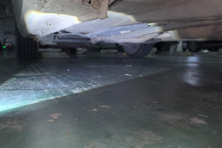 Used Lifan Auto Xuanlang 2017 1.8L Manual Comfort Model Chassis Front Right