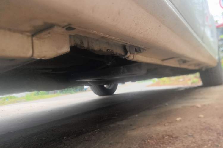 Used Lifan Auto Xuanlang 2017 2.0L Manual Comfort Version Chassis Rear Right