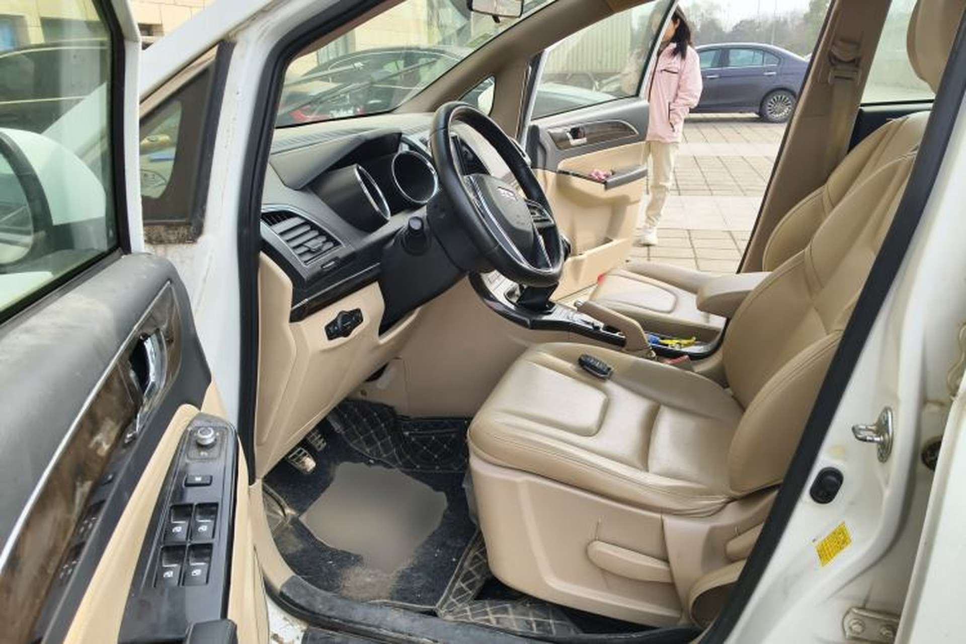 Used Lifan Auto Xuanlang 2017 1.8L Manual Comfort Model Driver Seat