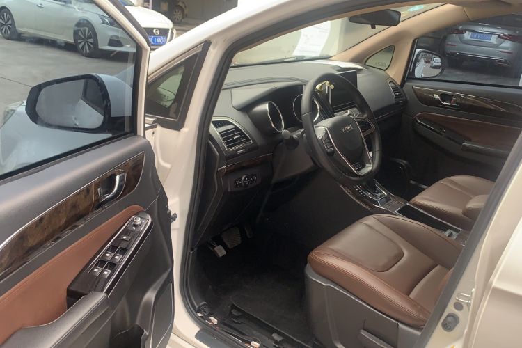 Used Lifan Auto Xuanlang 2017 1.5T Automatic Comfort Model Driver Seat