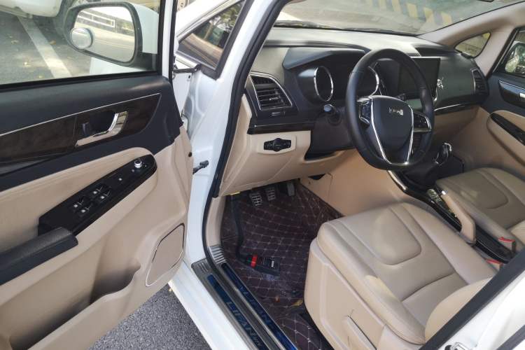 Used Lifan Auto Xuanlang 2017 1.8L Manual Comfort Model Driver Seat