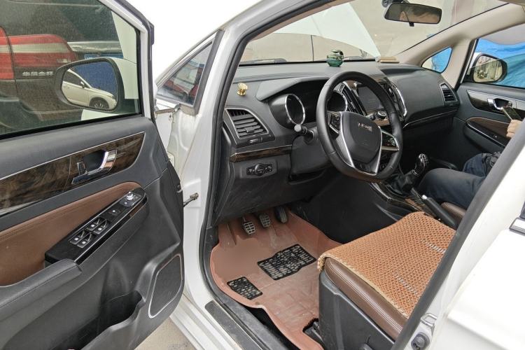 Used Lifan Auto Xuanlang 2017 1.8L Manual Comfort Model Driver Seat