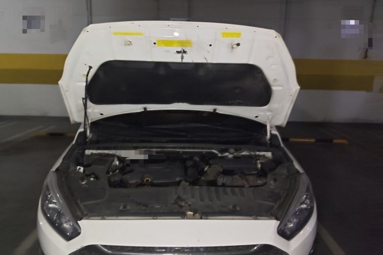 Used Lifan Auto Xuanlang 2017 1.5T Automatic Luxury Model Engine Bay