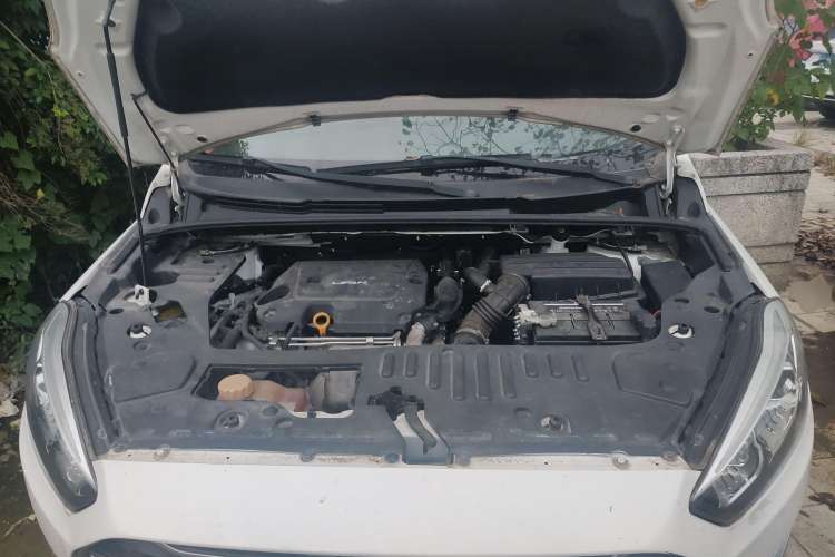 Used Lifan Auto Xuanlang 2017 1.5T Automatic Comfort Model Engine Bay