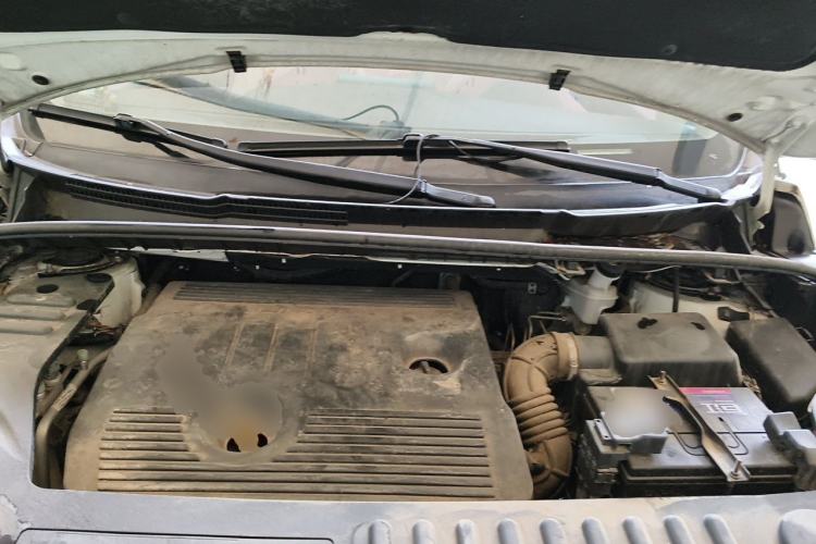 Used Lifan Auto Xuanlang 2017 1.8L Manual Elite Model Engine Bay