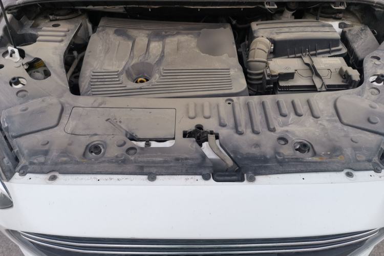 Used Lifan Auto Xuanlang 2017 2.0L CVT Comfort Edition Engine Bay