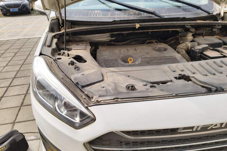 Used Lifan Auto Xuanlang 2017 1.8L Manual Comfort Model Engine Bay Right