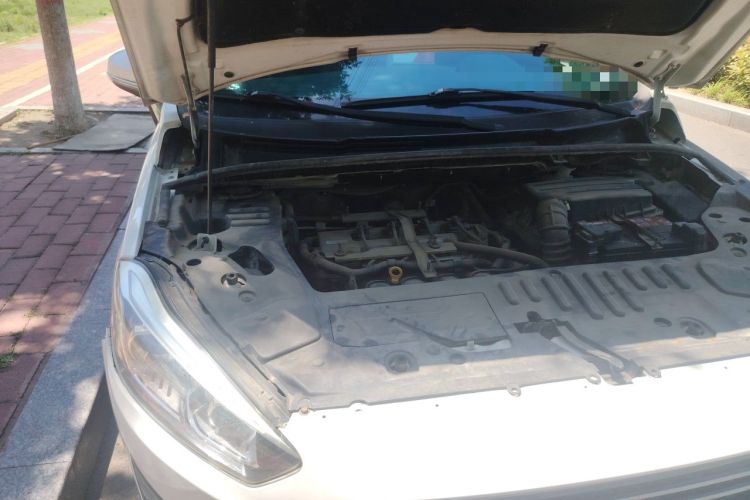 Used Lifan Auto Xuanlang 2017 2.0L CVT Comfort Edition Engine Bay Right