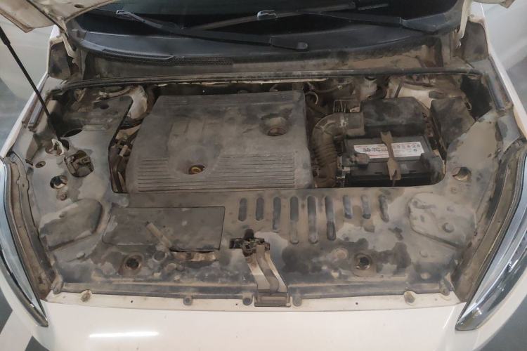 Used Lifan Auto Xuanlang 2017 1.8L Manual Elite Model Engine Bay