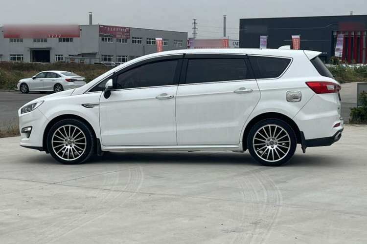 Used Lifan Auto Xuanlang 2017 1.5T Automatic Comfort Model Exterior 3