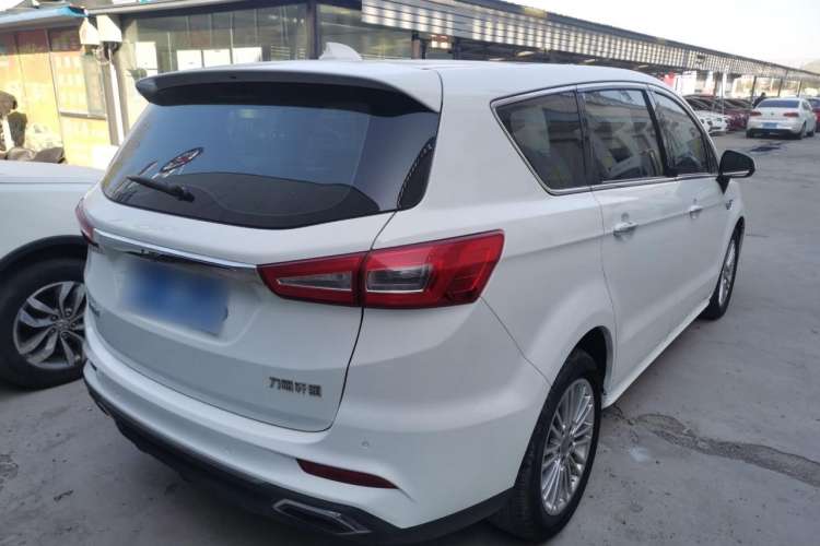 Used Lifan Auto Xuanlang 2017 1.8L Manual Comfort Model Exterior 3