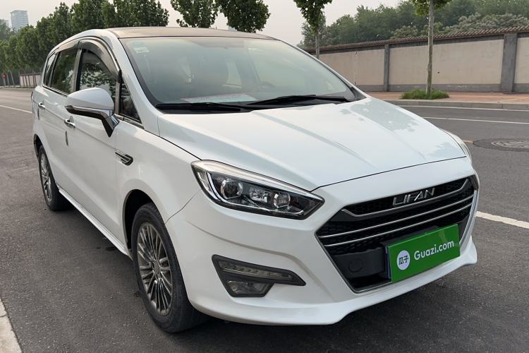 Used Lifan Auto Xuanlang 2017 1.8L Manual Comfort Model Front Right 45 Deg