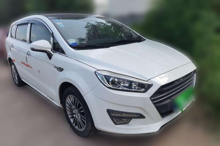 Used Lifan Auto Xuanlang 2017 1.8L Manual Comfort Model Front Right 45 Deg