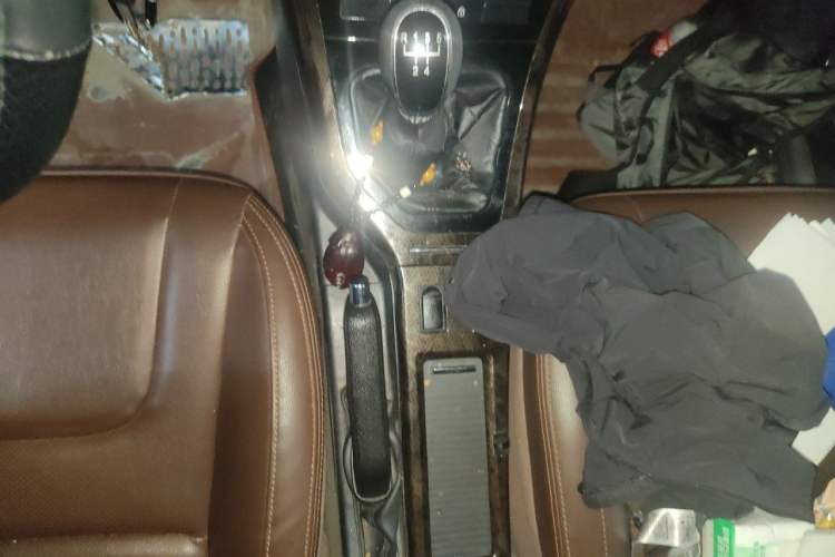 Used Lifan Auto Xuanlang 2017 1.8L Manual Elite Model Gear Lever