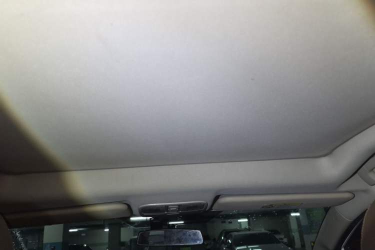 Used Lifan Auto Xuanlang 2017 1.8L Manual Comfort Model Headliner