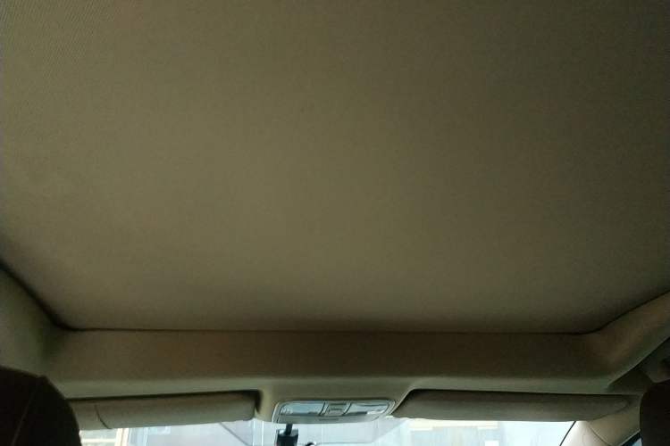 Used Lifan Auto Xuanlang 2017 1.8L Manual Comfort Model Headliner