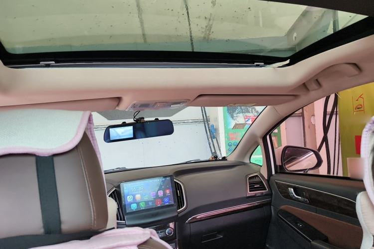 Used Lifan Auto Xuanlang 2017 1.8L Manual Elite Model Headliner