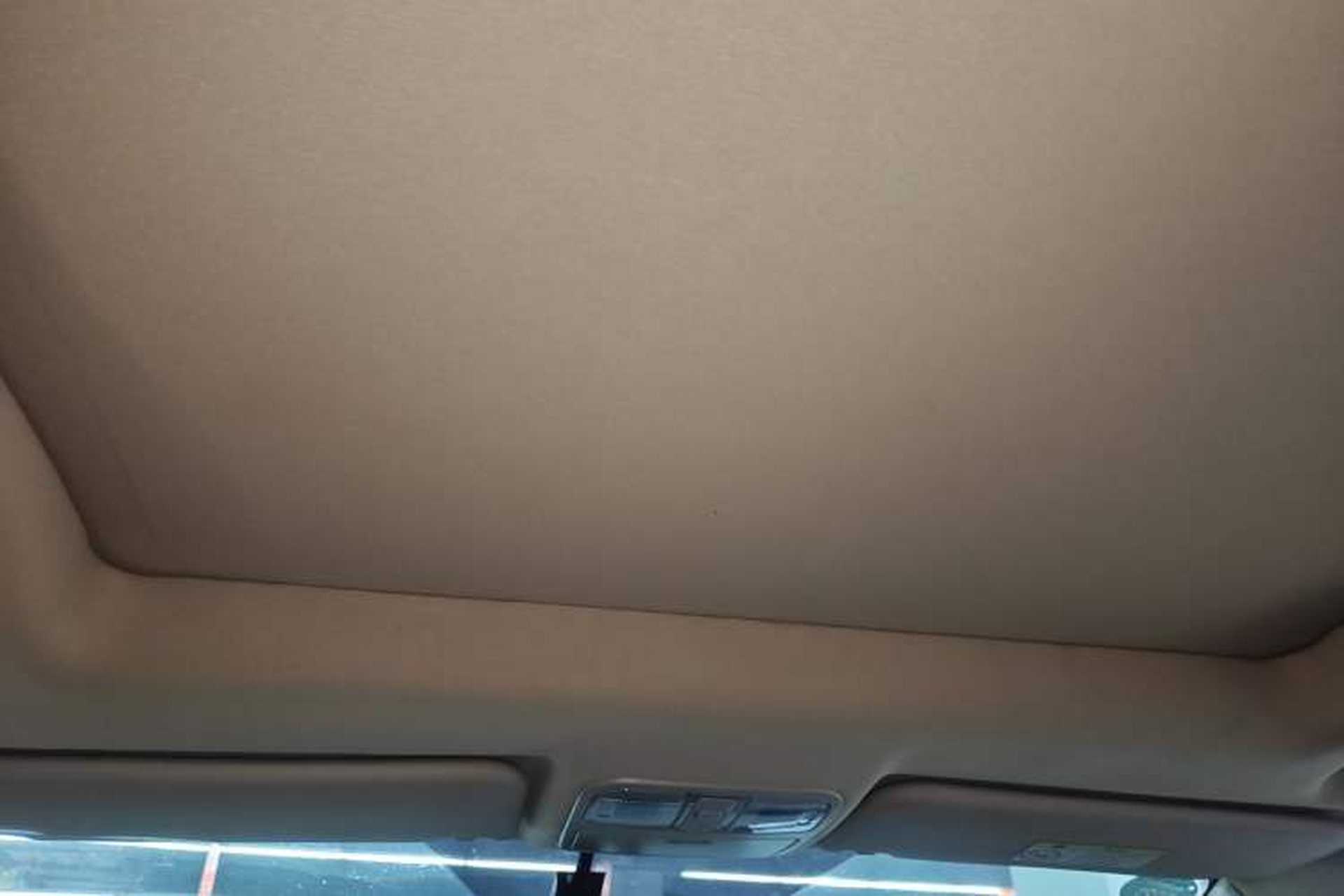 Used Lifan Auto Xuanlang 2017 1.5T Automatic Comfort Model Headliner