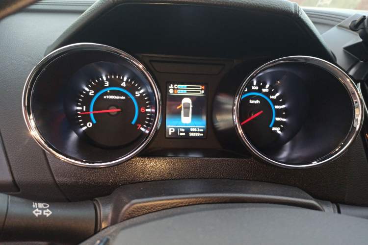 Used Lifan Auto Xuanlang 2017 2.0L CVT Comfort Edition Instrument Cluster