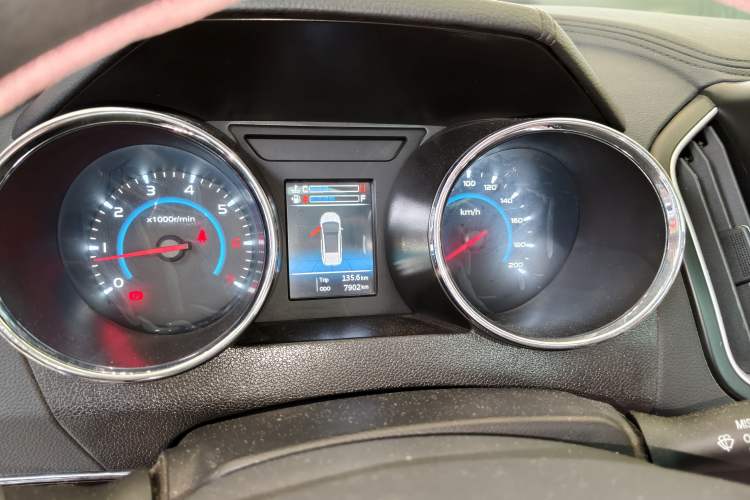 Used Lifan Auto Xuanlang 2017 1.8L Manual Elite Model Instrument Cluster