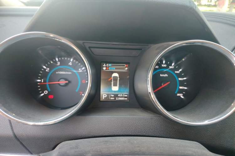 Used Lifan Auto Xuanlang 2017 2.0L CVT Comfort Edition Instrument Cluster