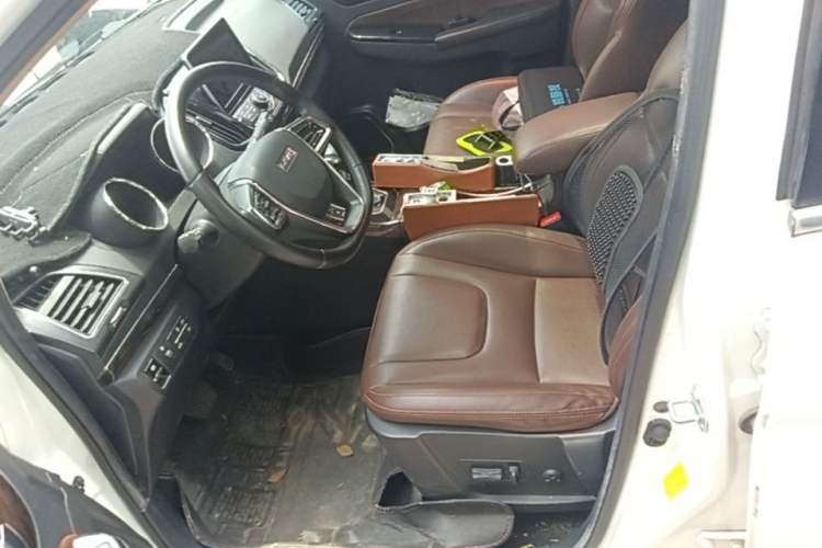 Used Lifan Auto Xuanlang 2017 2.0L CVT Luxury Model Left Front Seat