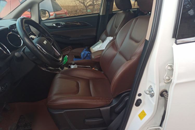Used Lifan Auto Xuanlang 2017 2.0L CVT Comfort Edition Left Front Seat