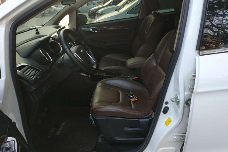 Used Lifan Auto Xuanlang 2017 1.8L Manual Comfort Model Left Front Seat