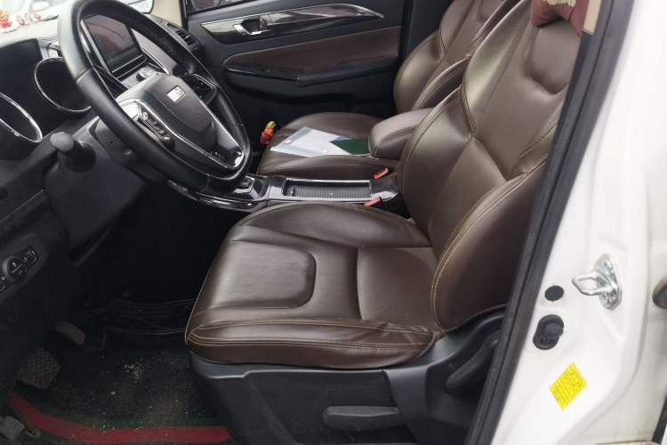 Used Lifan Auto Xuanlang 2017 2.0L CVT Comfort Edition Left Front Seat