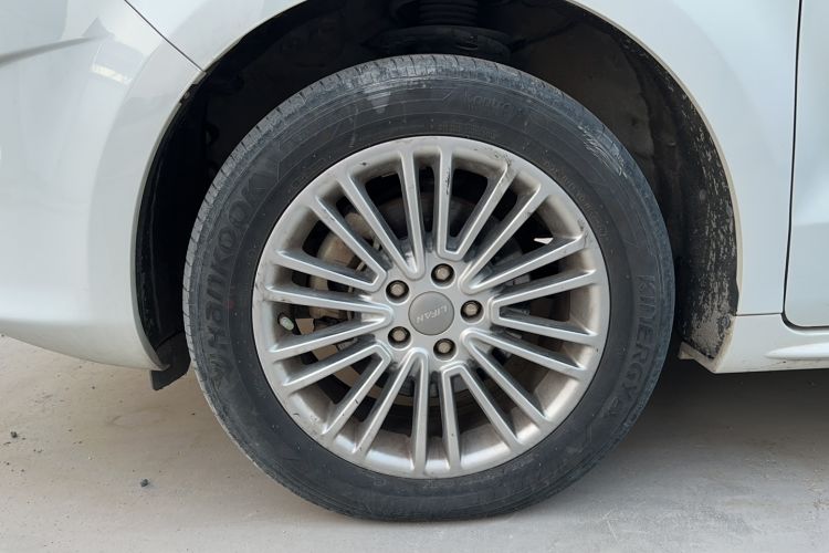 Used Lifan Auto Xuanlang 2017 1.8L Manual Comfort Model Left Front Wheel Hub