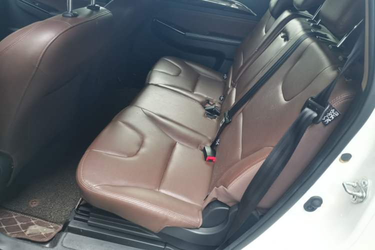 Used Lifan Auto Xuanlang 2017 1.5T Automatic Comfort Model Left Rear Seat