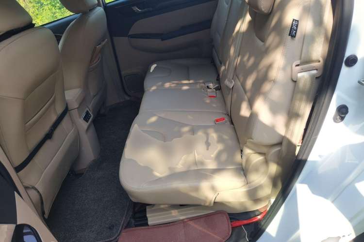 Used Lifan Auto Xuanlang 2017 1.8L Manual Comfort Model Left Rear Seat