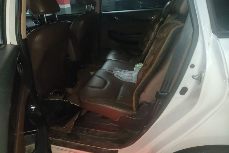 Used Lifan Auto Xuanlang 2017 1.8L Manual Elite Model Left Rear Seat
