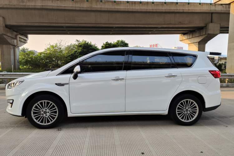 Used Lifan Auto Xuanlang 2017 1.8L Manual Comfort Model Left Side