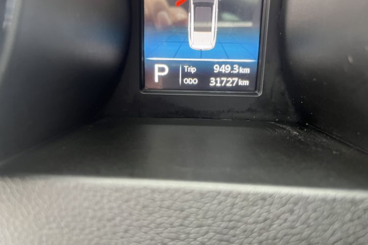 Used Lifan Auto Xuanlang 2017 1.5T Automatic Comfort Model Odometer Close Up