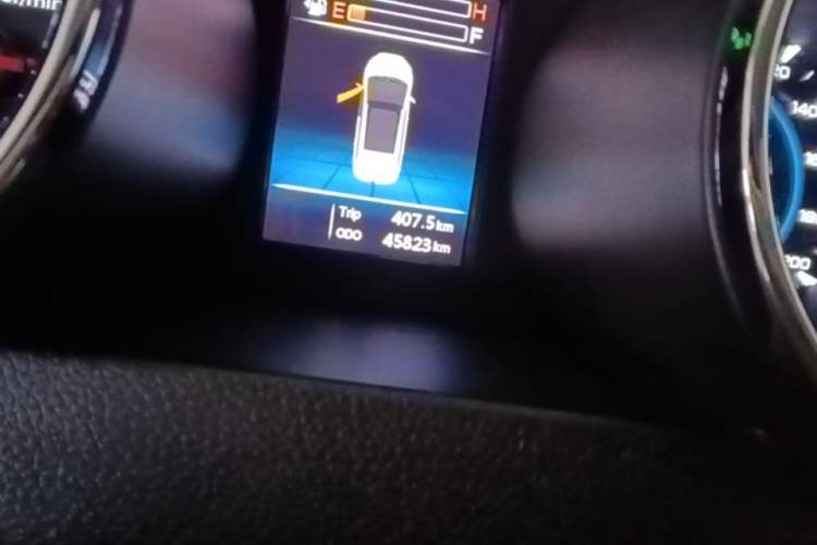 Used Lifan Auto Xuanlang 2017 1.8L Manual Comfort Model Odometer Close Up