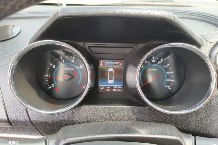 Used Lifan Auto Xuanlang 2017 1.5T Automatic Comfort Model Odometer Close Up