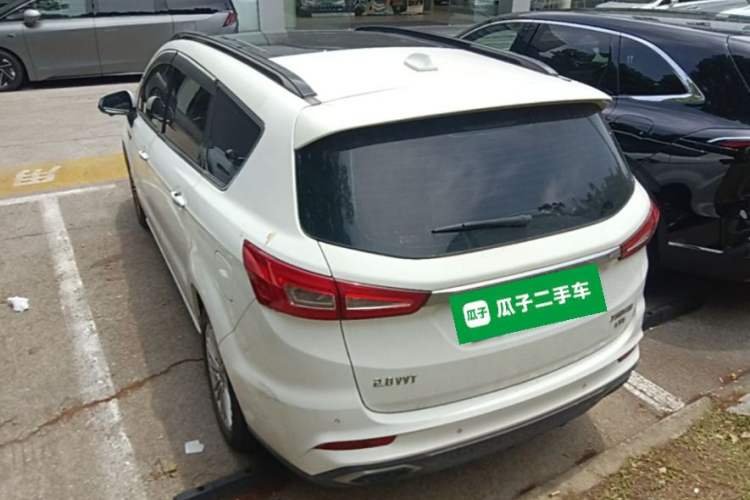 Used Lifan Auto Xuanlang 2017 2.0L CVT Luxury Model Rear Left 45 Deg