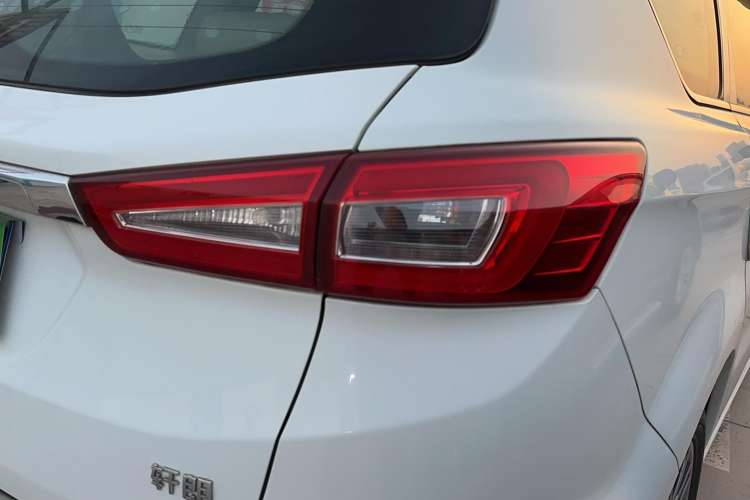 Used Lifan Auto Xuanlang 2017 1.8L Manual Comfort Model Right Rear Taillight
